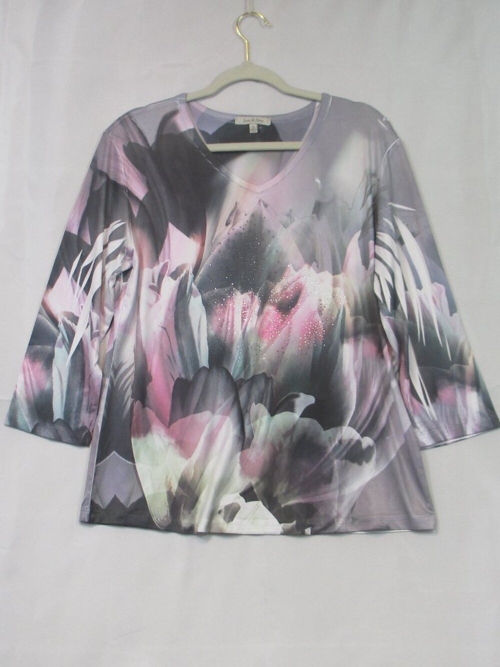 Jess & Jane Top Womens Largy Pink Fairy Whimsical Artsy Embellished Soft USA